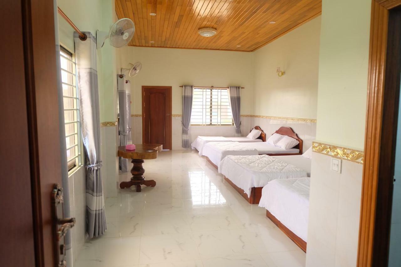 Mondulkiri Holiday Homestay Сен Монуром Екстериор снимка
